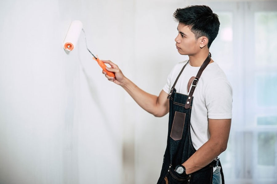 5 Essential Tips for Hiring the Perfect House Painter